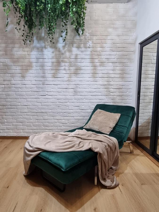 Casa Chiper - Attic Apartment With View Braşov Esterno foto