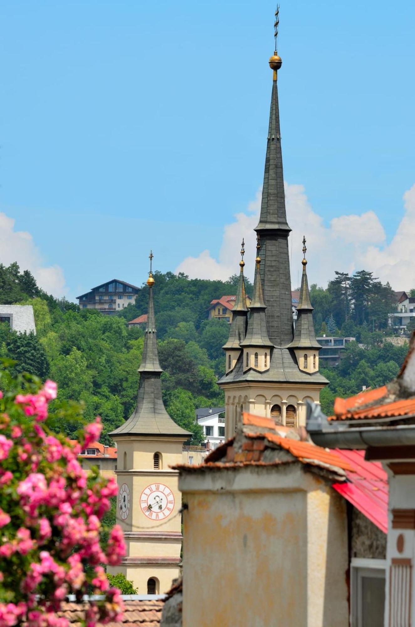Casa Chiper - Attic Apartment With View Braşov Esterno foto